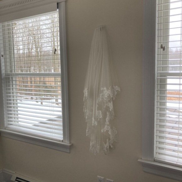 NEW Custom Handmade Wedding Veil floral Trim - Picture 3 of 9